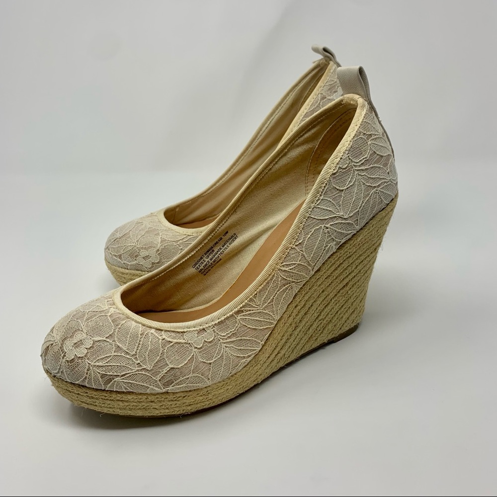 Torrid Crochet Lace Cream Espadrille Wedges Shoes Wide